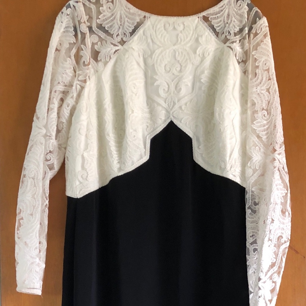 “AS IS” Tadashi Shoji b&w evening gown, size 18